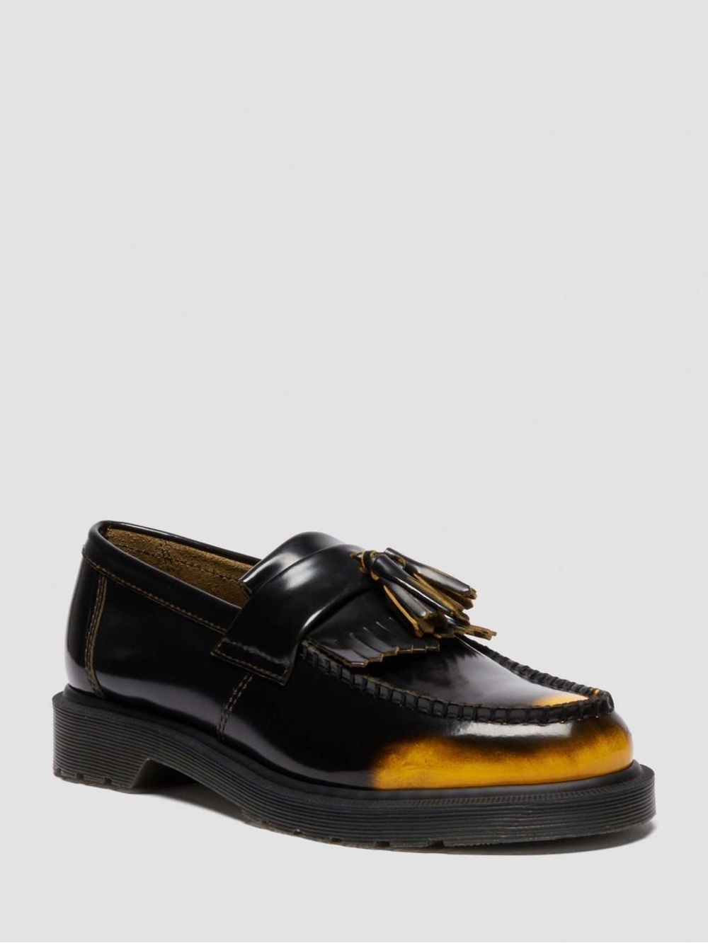 Dr.Martens ADRIAN
Arcadia Rub Off Leather Tassel Loafers